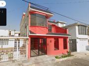 CASA DE 3 NIVELES RECIEN REMODELADA, 4 RECAMARAS CON CLOSET