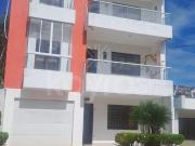 Casa de 3 pisos con balcones en El Amparo, Montería: 5...