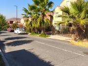 Casa de 3 pisos en Valle Lo Campino en venta