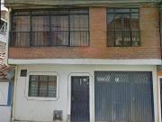 Casa de 3 pisos en venta Barrio Terron Colorado