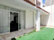 ¡Casa de 3 pisos ideal para familia grande o inversión...