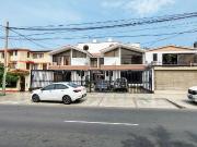 CASA DE 3 PISOS – SAN BORJA