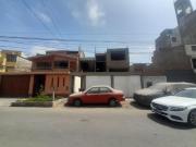 VENTA DE CASA COMO PROYECTO MULTIFAMILIAR LA...