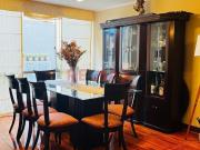 Casa De 3 Pisos + Terraza