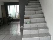 Casa de 3 plantas en la colonia Alberto de la Fuente,...