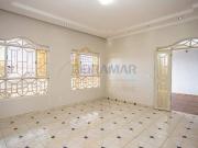 Casa de 3 Quartos, 2 Suites, Garagem Coberta à venda na...