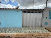 Casa de 3 quartos com piscina próxima ao Céu Azul