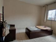 Casa de 3 quartos, grande e confortável,no bairro...