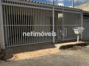 Casa de 3 Quartos Reformada na QNL 22