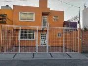 Casa de 3 recámaras en Cholula a pie de calle