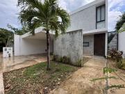 Casa de 3 recamaras, con alberca privada y amenidades,...