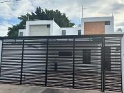 CASA DE 3 RECAMARAS CON AMPLIO TERRENO CON PISCINA EN...