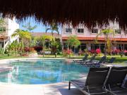 Casa de 3 Recámaras con Jardín Privado en Comunidad...