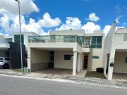 Casa de 3 recámaras, en privada San Remo