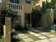 Casa de 3 recámaras en venta en Allegranza Playa del Carmen