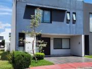 Casa de 3 Recámaras en Venta Mas Estudio y Roof Garden,...