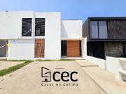 ‼️CASA DE 3 RECÁMARAS FRENTE A JARDÍN A UNOS PASOS DE...