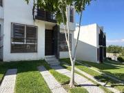 Casa de 3 recamaras y alberca en condominio Xochitepec...