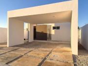 Casa de 3 Recamaras y Alberca en Privada Residencial...