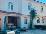 Casa de 3 Recámaras y cuarto de servicio en Venta en...