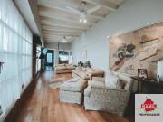 Casa De 3d + Quincho En Venta