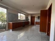 Casa de 400 m² con 3 habitaciones en venta y renta en...