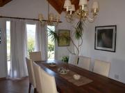 CASA DE 4 AMB. CON JARDIN Y COCHERA en Inmomap