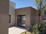 CASA DE 4 AMBIENTES A ESTRENAR BARRIO COSTA DEL SOL MAR...