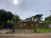 CASA DE 4 AMBIENTES CON COCHERA DOBLE