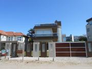 Casa De 4 Ambientes Con Piscina In out Pinamar