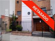 Casa de 4 ambientes, dependencia y garage