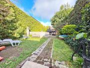 Casa de 4 ambientes fondo verde Pileta NO APTO CRÉDITO