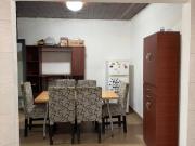 CASA DE 4 AMBIENTES MAS LOCAL SOBRE AV. JARA Y GASCON....