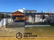 Venta casa de 4 dormitorios con pileta Ciudad Evita Apto...