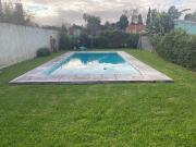 Casa de 4 dormitorios, jardin pileta y cochera