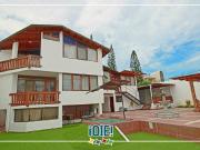 Casa de 4 dormitorios + suite privada en Urbanización...