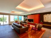 Casa de 4 dormitorios y estudio en Venta en La Plata