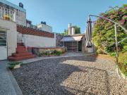 Casa de 4 o 5 dormitorios con pileta y quincho en Zona Sur