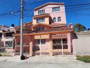 Casa de 4 pisos en el Fraccionamiento Villas del Álamo,...