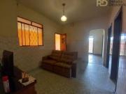 Casa de 4 quartos à venda no Esplanada