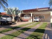 > CASA DE 4 QUARTOS COM 800M2 DE LOTE EM VICENTE PIRES DF