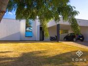 CASA DE 4 QUARTOS NO CONDOMINIO JARDIM DAS OLIVEIRAS...