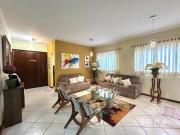 CASA DE 4 QUARTOS NO CONDOMÍNIO MANSÕES CALIFORNIA –...