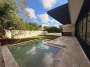 Casa de 4 rec?maras en venta ? Privada Oasis, Yucat?n...