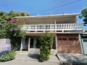 Casa de 4 recámaras 2 en planta baja en Col....