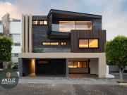 Venta casa 4 recámaras a 5 min de Sonata, fracc. cerrado...