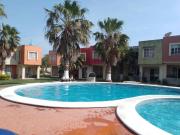 Casa de 4 recámaras, amueblada, y con alberca, en...