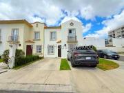 Casa de 4 recámaras con 1 en planta baja El Refugio, VENTA