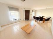 Casa de 4 recámaras con 1 en planta baja, VENTA. El Refugio