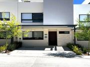 Casa de 4 Recámaras con Baño en Zarú, Qro